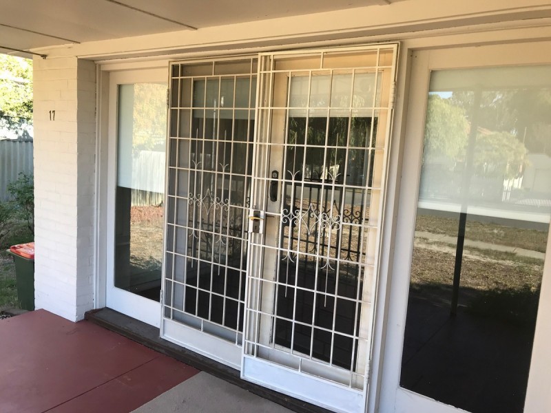 17 Sexton Road, Inglewood WA 6052