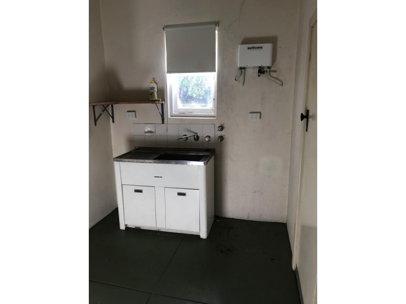 17 Sexton Road, Inglewood WA 6052