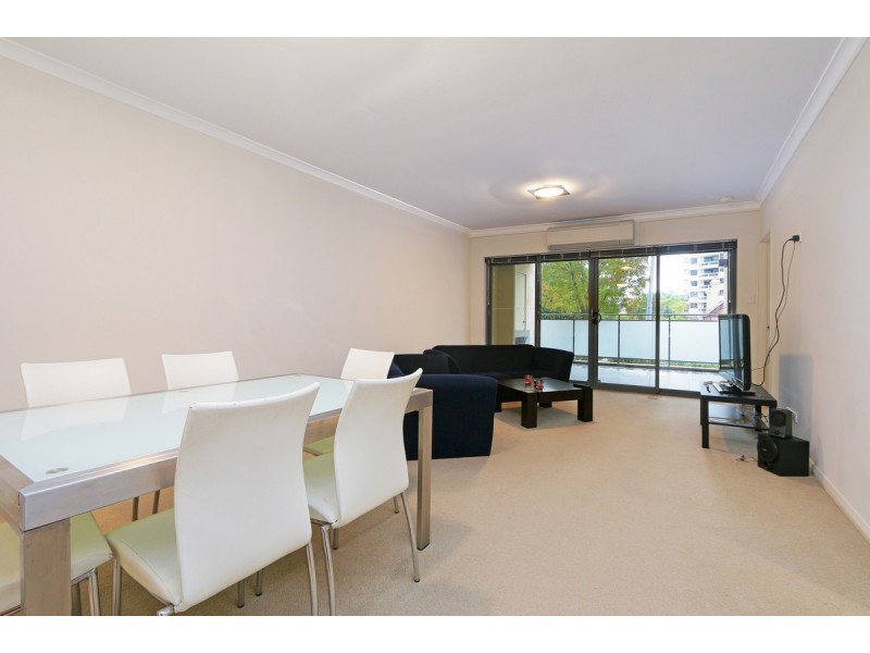 2/18 Wellington Street, East Perth WA 6004