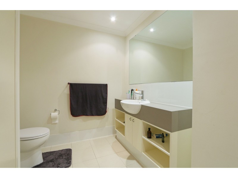 2/18 Wellington Street, East Perth WA 6004