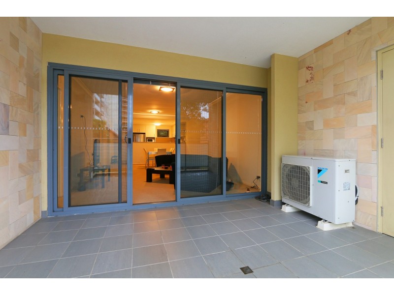 2/18 Wellington Street, East Perth WA 6004