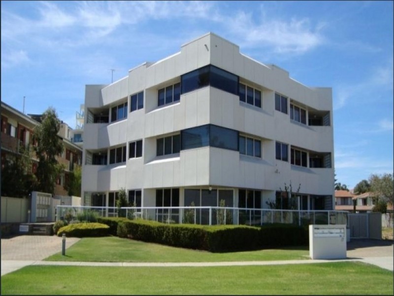 1/17 Melville Parade, South Perth WA 6151
