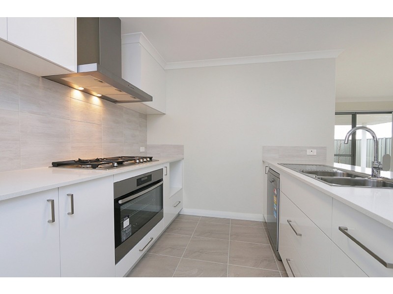 18 Bentham Rise, Wellard WA 6170