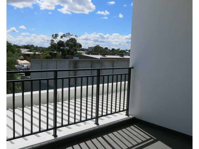 8/34 Eighth Avenue, Maylands WA 6051