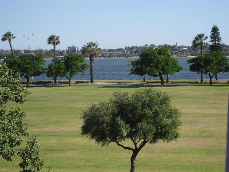 26/124 Terrace Road, Perth WA 6000