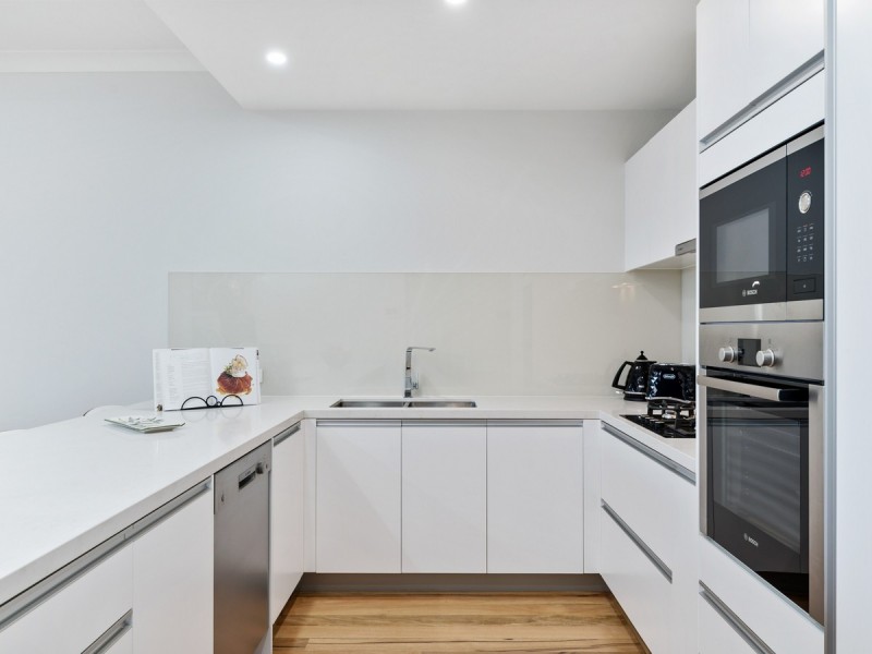 17/11 Barber Street, Kalamunda WA 6076