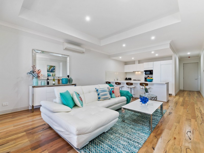 17/11 Barber Street, Kalamunda WA 6076