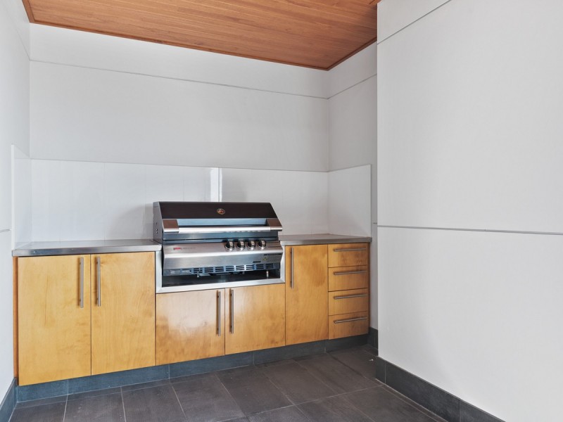 17/11 Barber Street, Kalamunda WA 6076