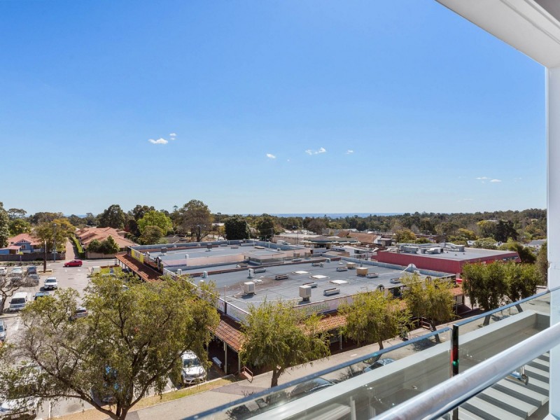 17/11 Barber Street, Kalamunda WA 6076