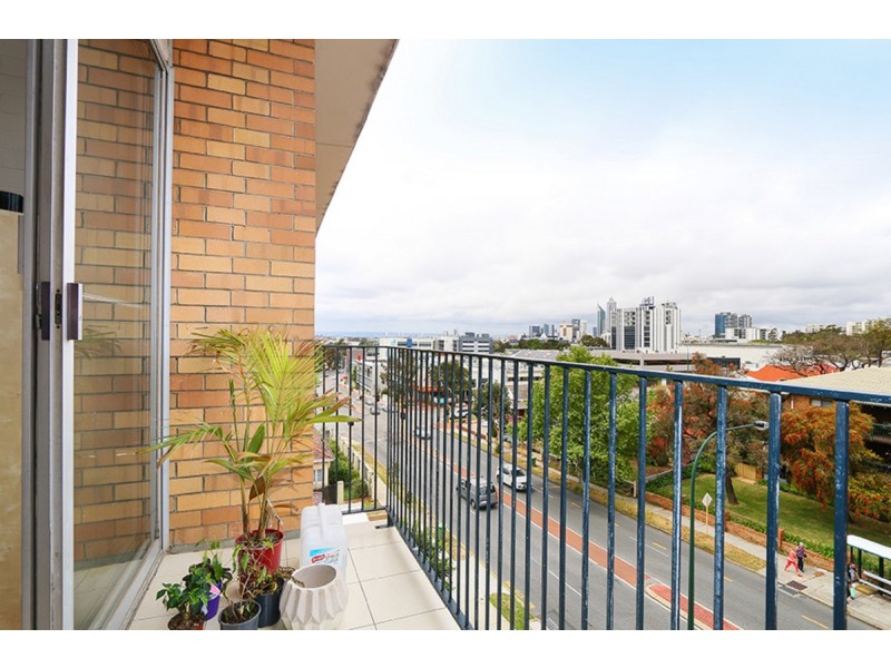 42/32 Cambridge Street, West Leederville WA 6007