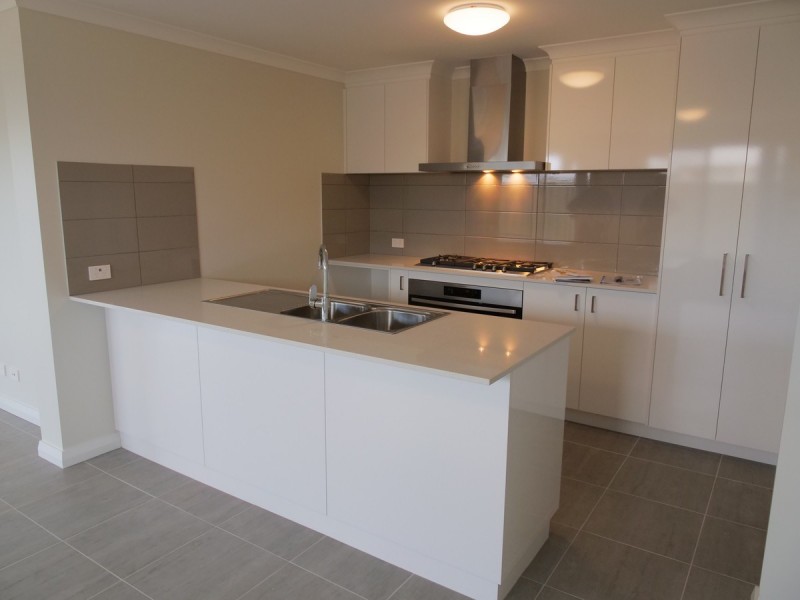 13 Sowood Street, Wellard WA 6170