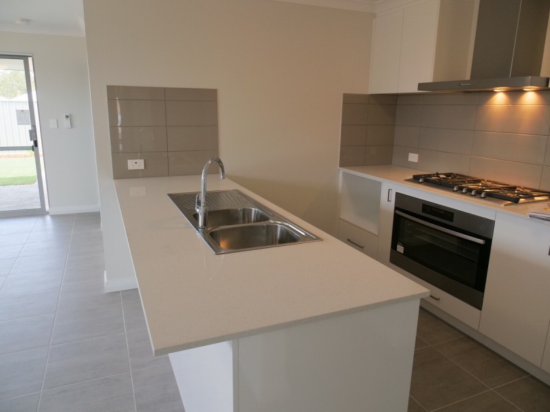 13 Sowood Street, Wellard WA 6170