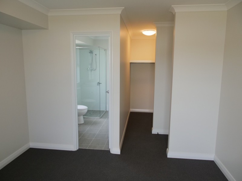 13 Sowood Street, Wellard WA 6170