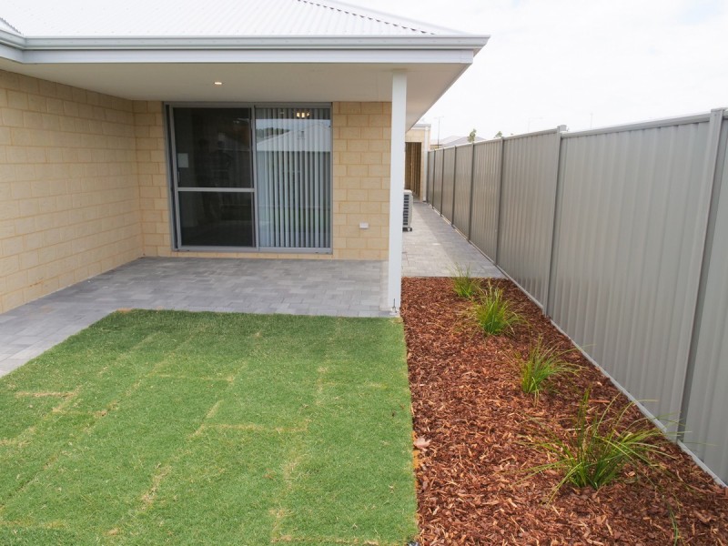 13 Sowood Street, Wellard WA 6170