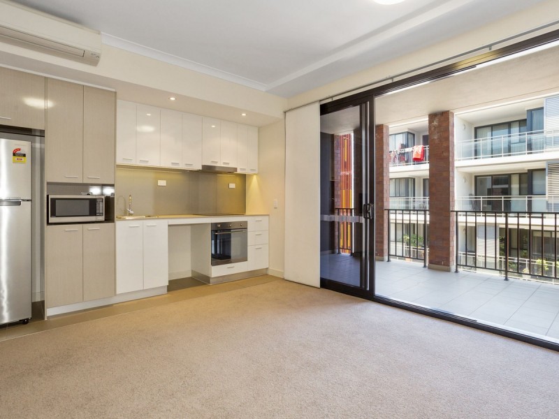 11/9 Salvado Road, Subiaco WA 6008