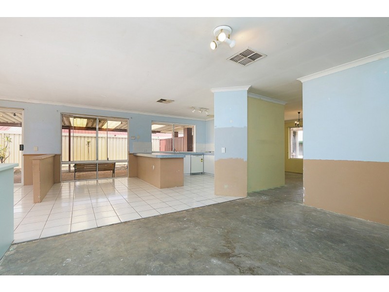 35 Mahogany Loop, Atwell WA 6164