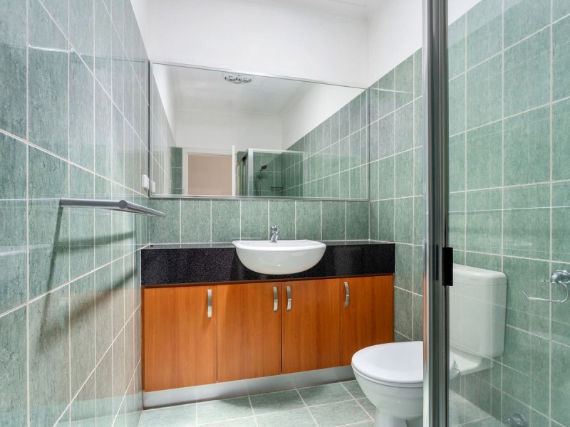 59 Redwood Crescent, Melville WA 6156