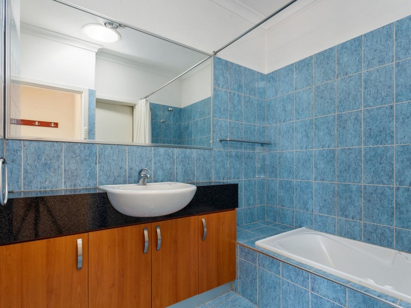 59 Redwood Crescent, Melville WA 6156