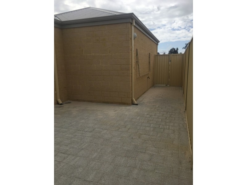 12 Buncrana View, Southern River WA 6110