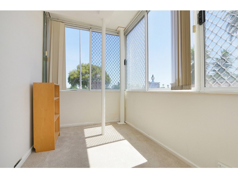 1/114 Terrace Road, Perth WA 6000