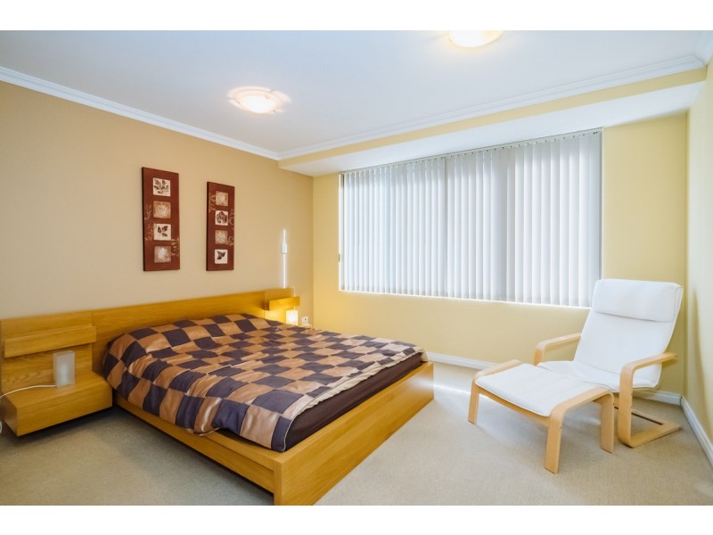 6/134 Mounts Bay Road, Perth WA 6000