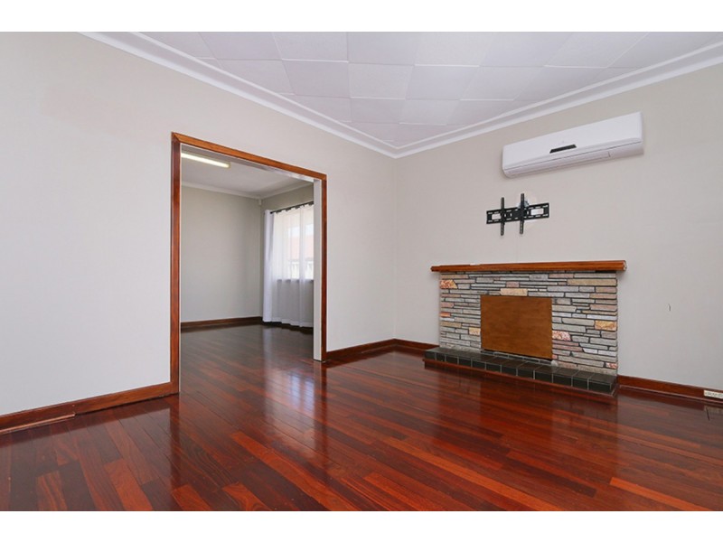 1/96 Ivanhoe Street, Eden Hill WA 6054