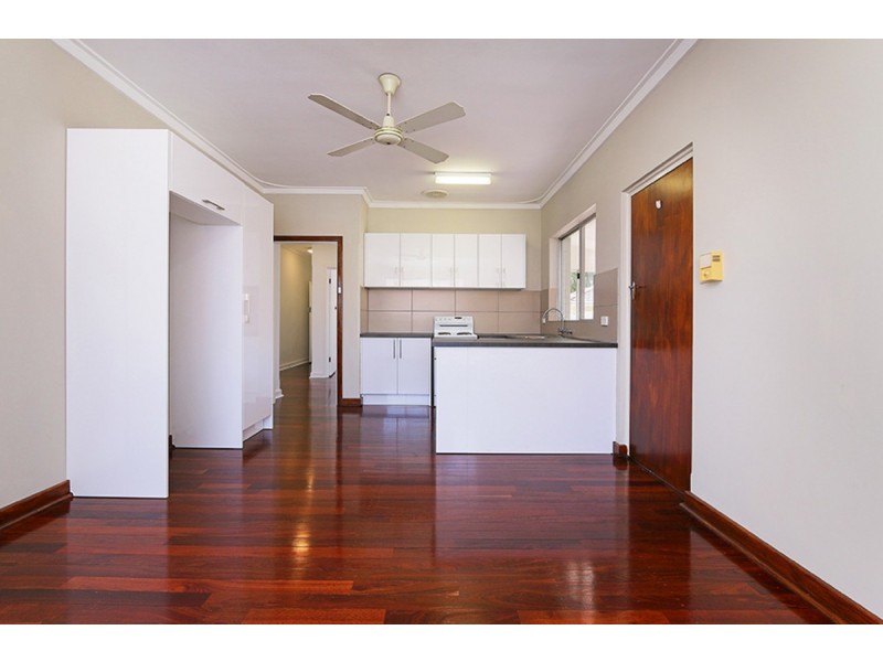 1/96 Ivanhoe Street, Eden Hill WA 6054