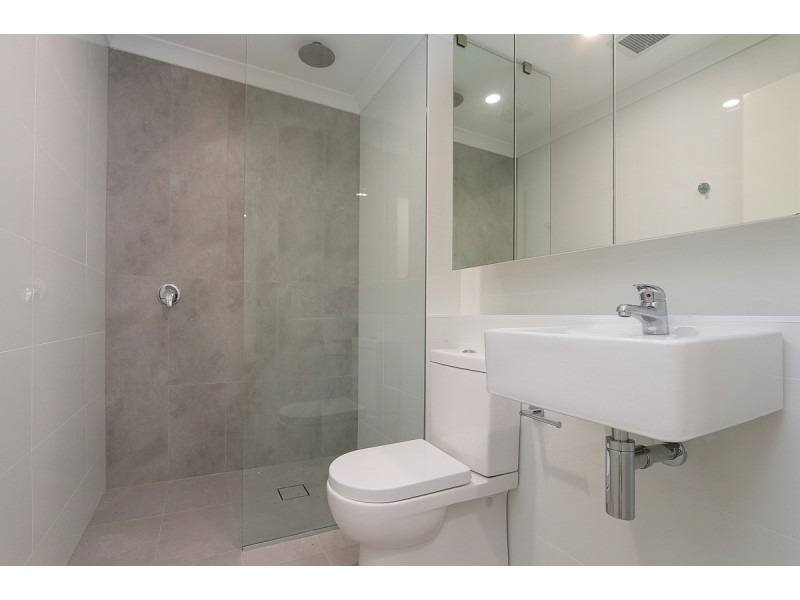 101/22 Hendra Street, Cloverdale WA 6105