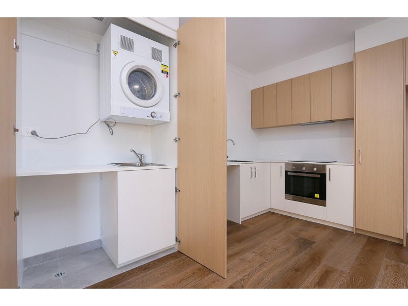 103/22 Hendra Street, Cloverdale WA 6105