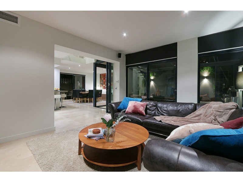 44 Coral Tree, Subiaco WA 6008