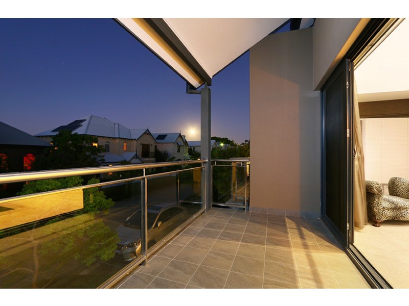 44 Coral Tree, Subiaco WA 6008