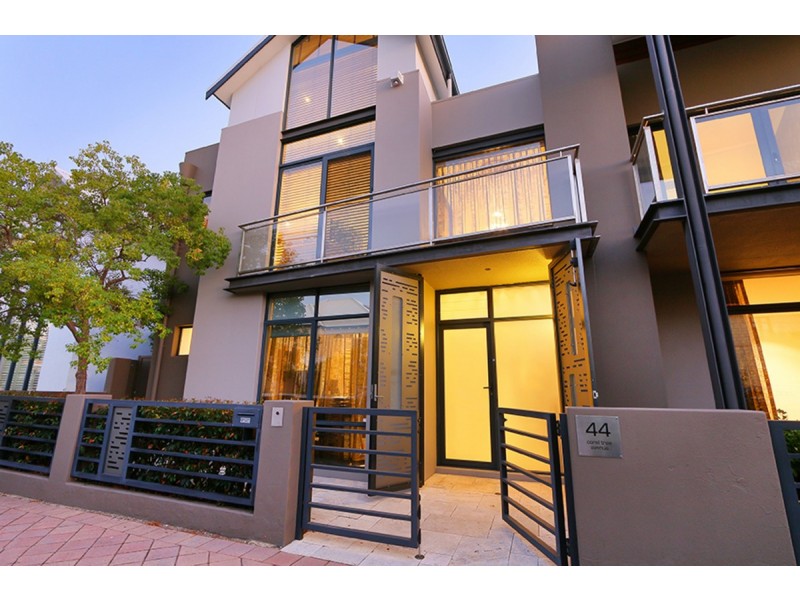 44 Coral Tree, Subiaco WA 6008