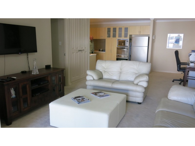 8/1 Braid Street, Perth WA 6000