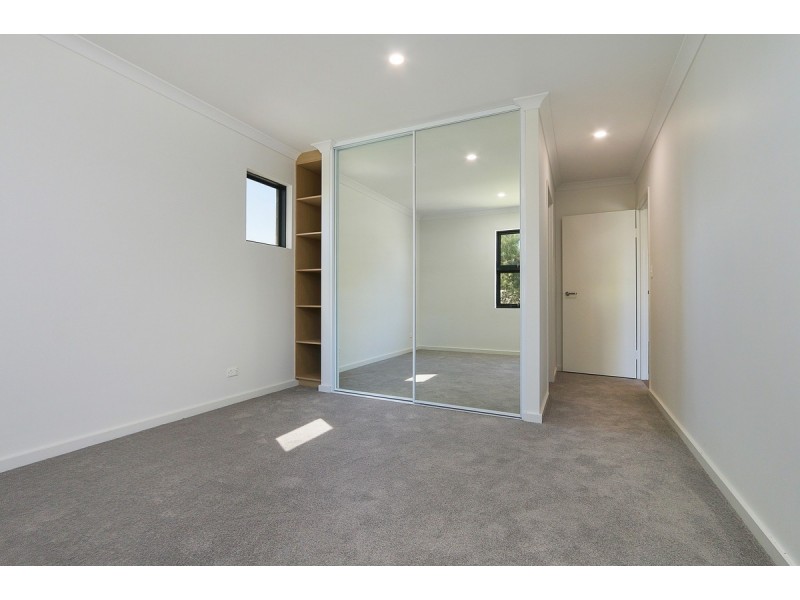 203/22 Hendra Street, Cloverdale WA 6105