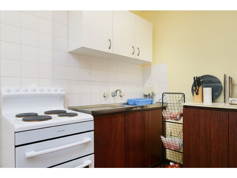 2/76-78 King George Street, Victoria Park WA 6100