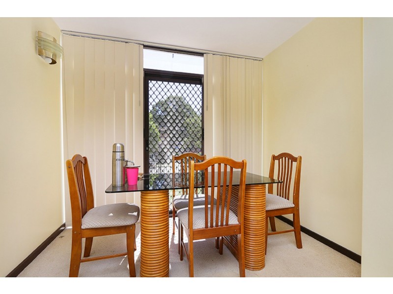 2/76-78 King George Street, Victoria Park WA 6100