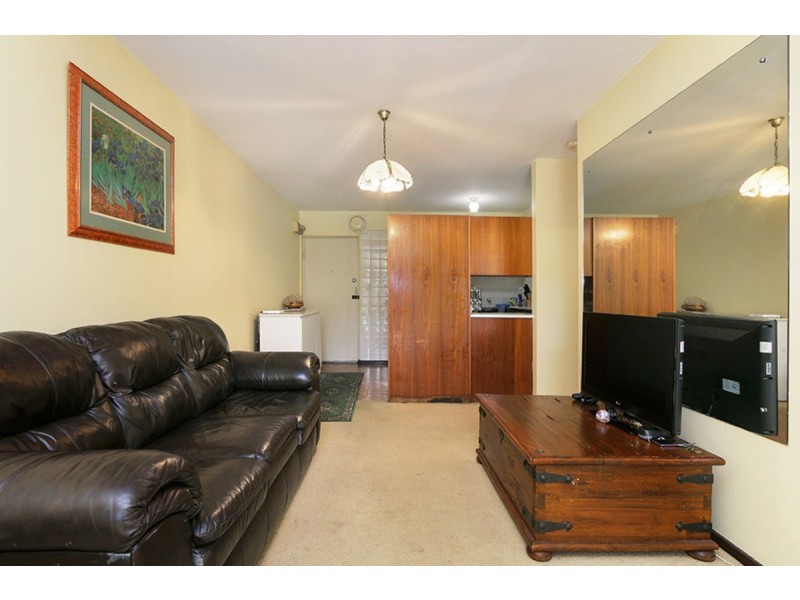 2/76-78 King George Street, Victoria Park WA 6100