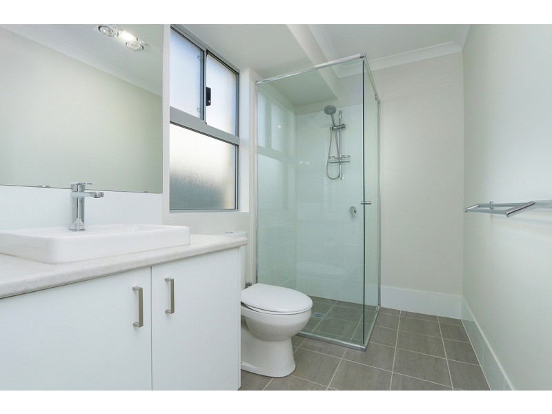 15 Heywood Road, Wellard WA 6170