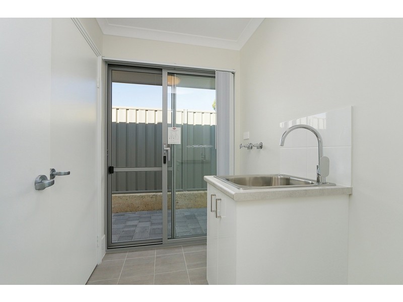 15 Heywood Road, Wellard WA 6170