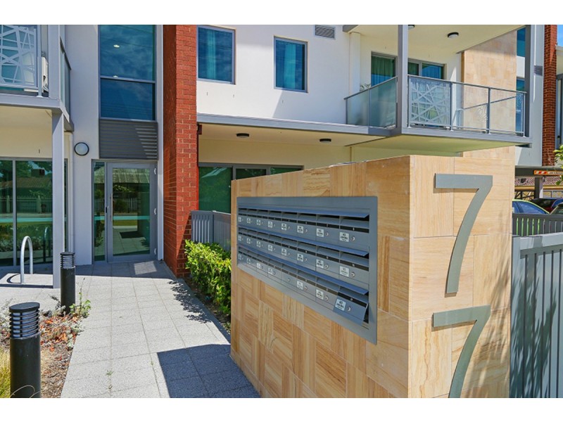 4/77 Armagh Street, Victoria Park WA 6100