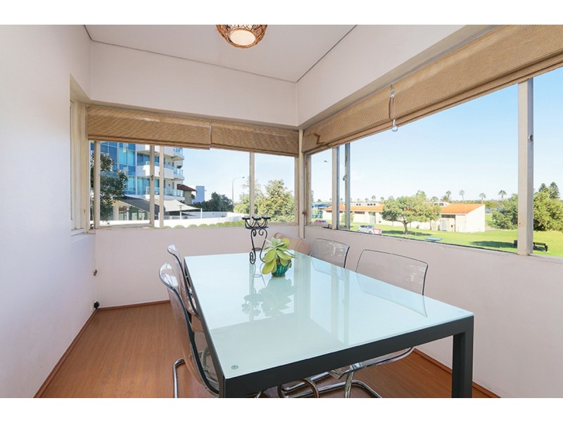 14/114 Terrace Road, Perth WA 6000