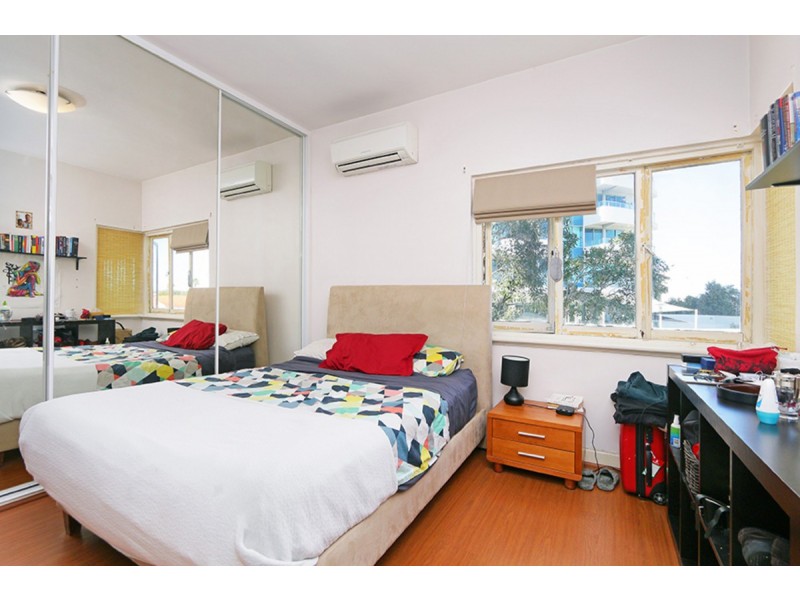 14/114 Terrace Road, Perth WA 6000