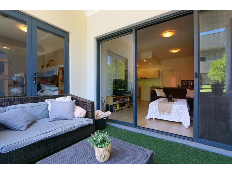 3/2 Pisconeri Street, Perth WA 6000