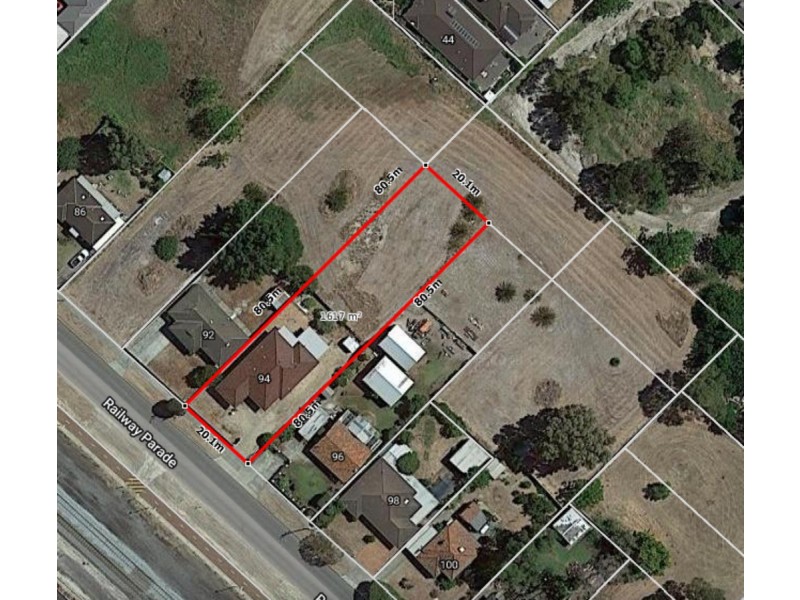 94 Railway Parade, Queens Park WA 6107