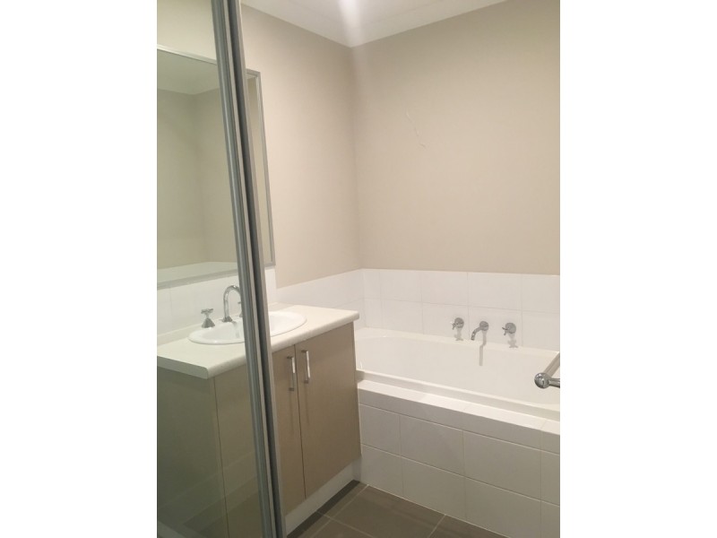 8 Buncrana View, Southern River WA 6110