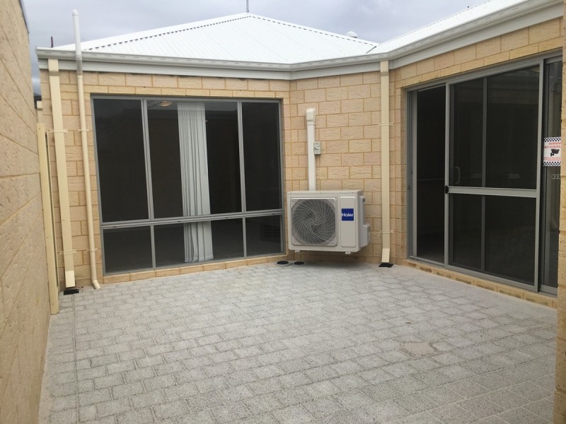 8 Buncrana View, Southern River WA 6110