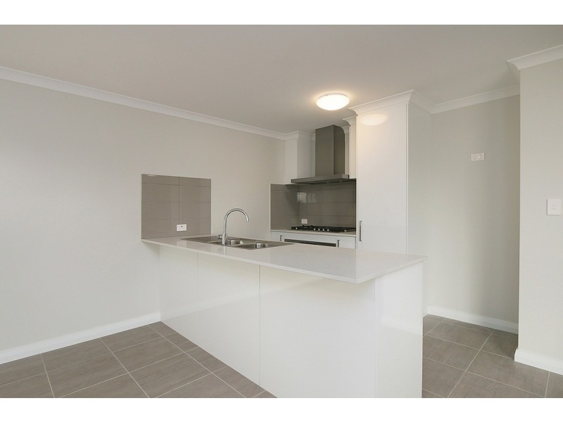 16 Selsey Lane, Wellard WA 6170