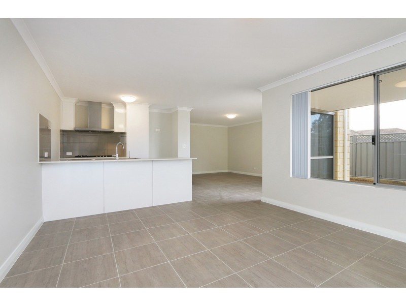 16 Selsey Lane, Wellard WA 6170