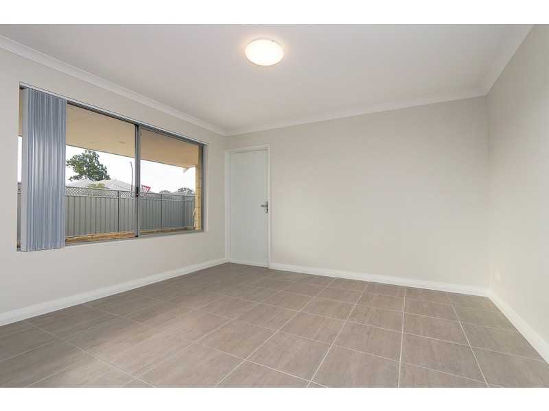 16 Selsey Lane, Wellard WA 6170