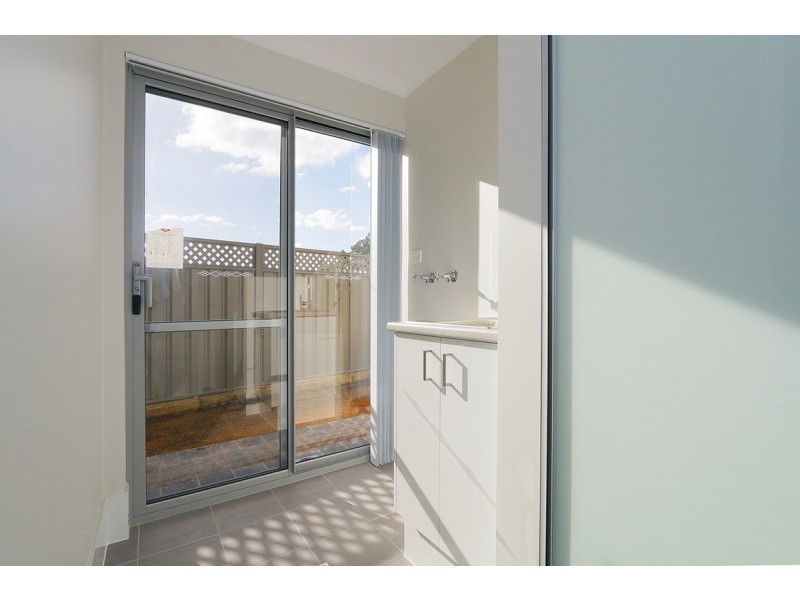 16 Selsey Lane, Wellard WA 6170